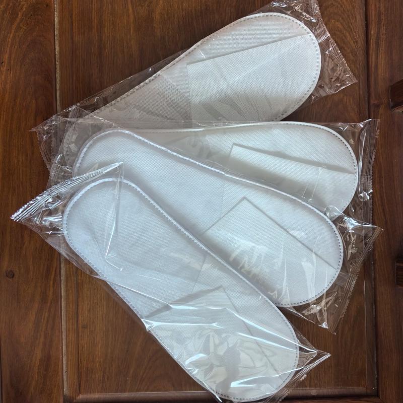 灿辉杂品店